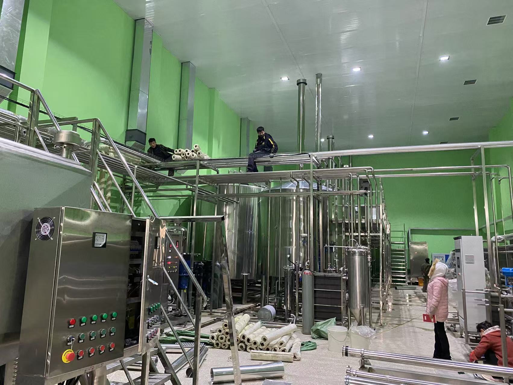 河北精酿啤酒设备厂—精酿啤酒设备制造：传承工艺与创新科技的交融